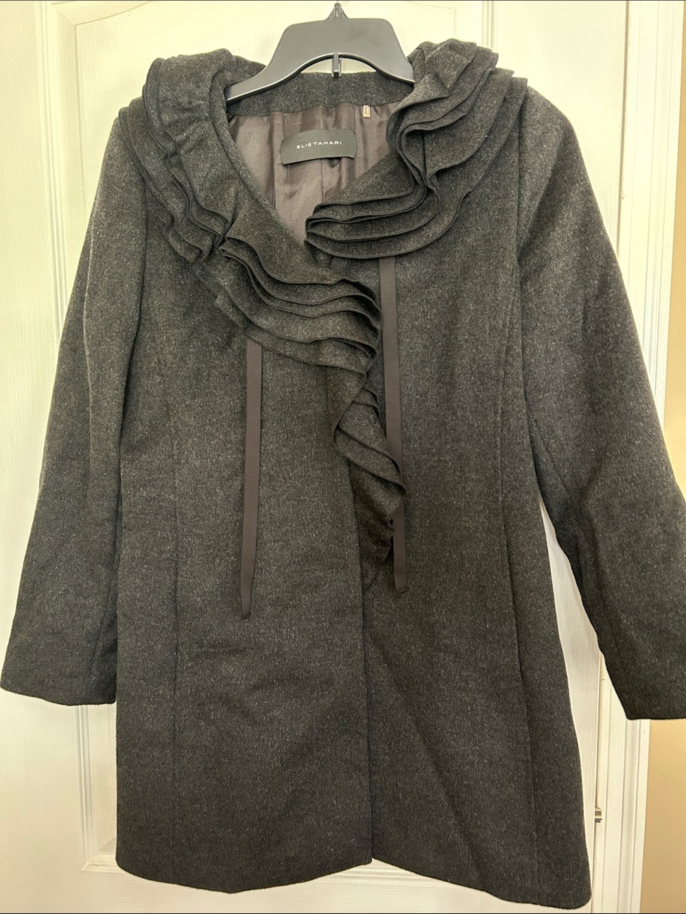 Elie Tahari Dark Gray Ruffle Wool Coat. Size Large 19 in PTP, 34 in long